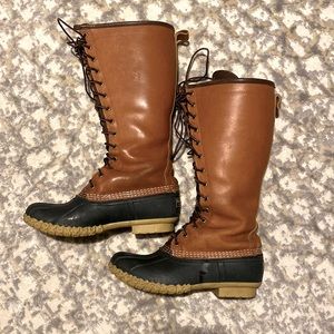 16” Shearling lined tri-color LL Bean Duck Boots size 9